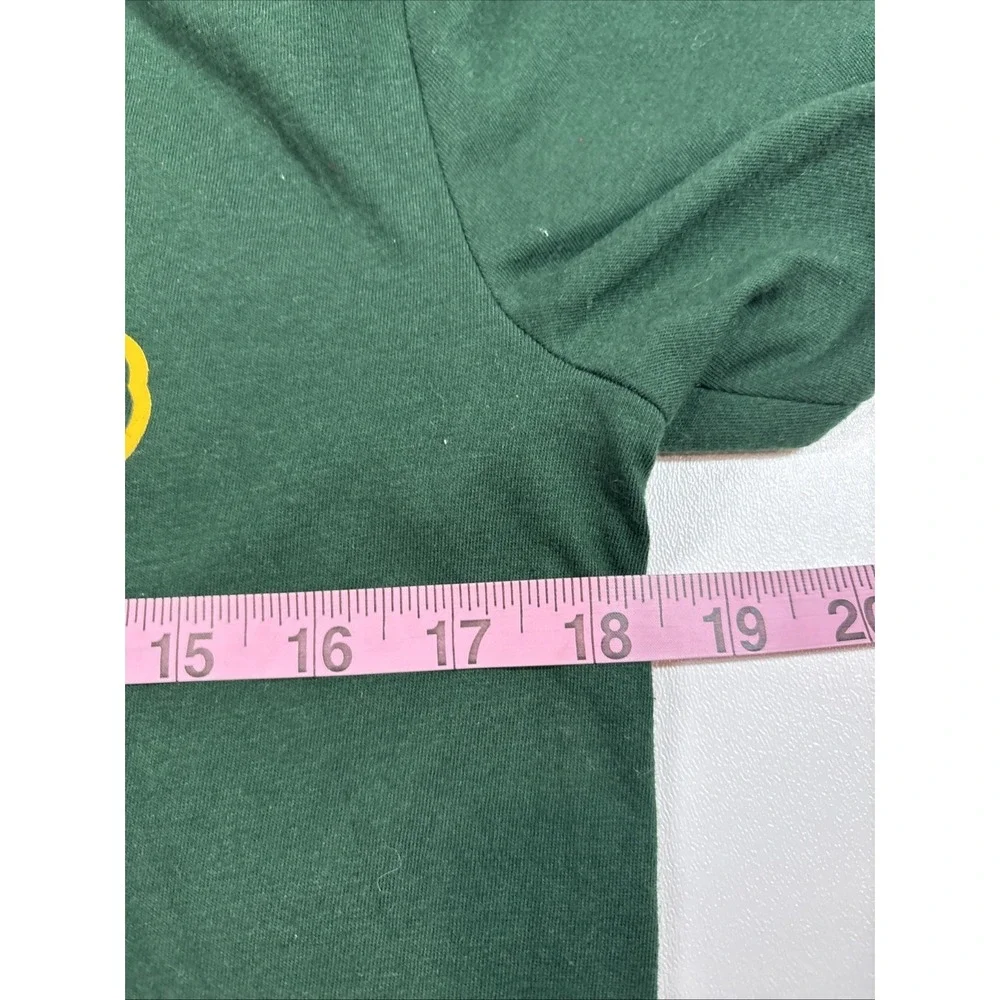 Under Armour T-shirt‎ Small NDSU Bison Green Loose Heatgear